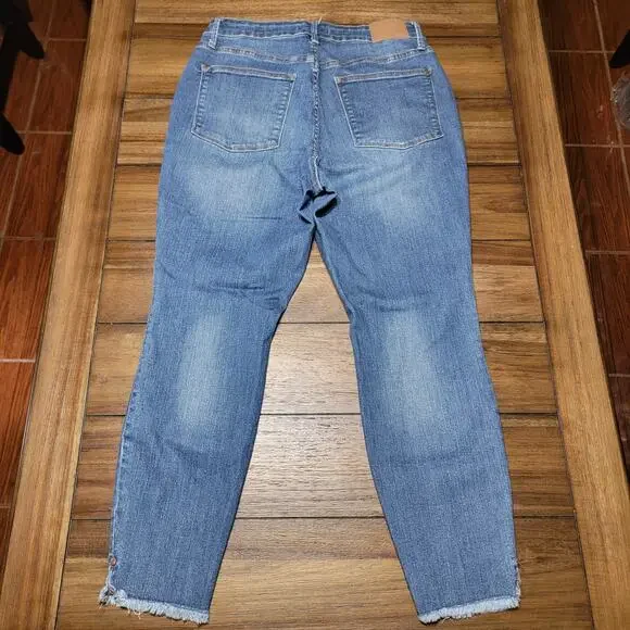 Judy Blue Skinny Fit Denim Jeans w/ Raw Hem - Size 14W - Picture 3 of 8